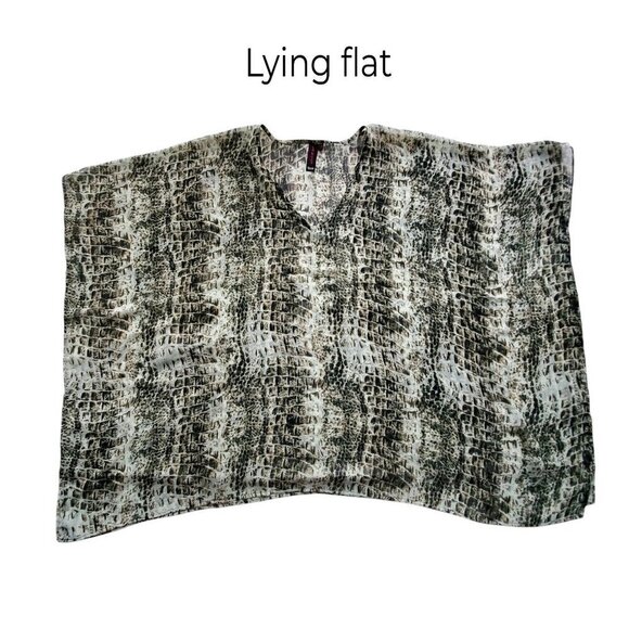 Snakeskin Animal Print Kimono Top Sheer Artsy Coverup with Loads of Style! OS - Picture 8 of 16